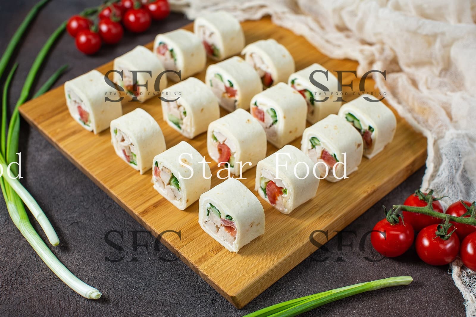 Сет Тортилья с курицей и овощами 16 шт