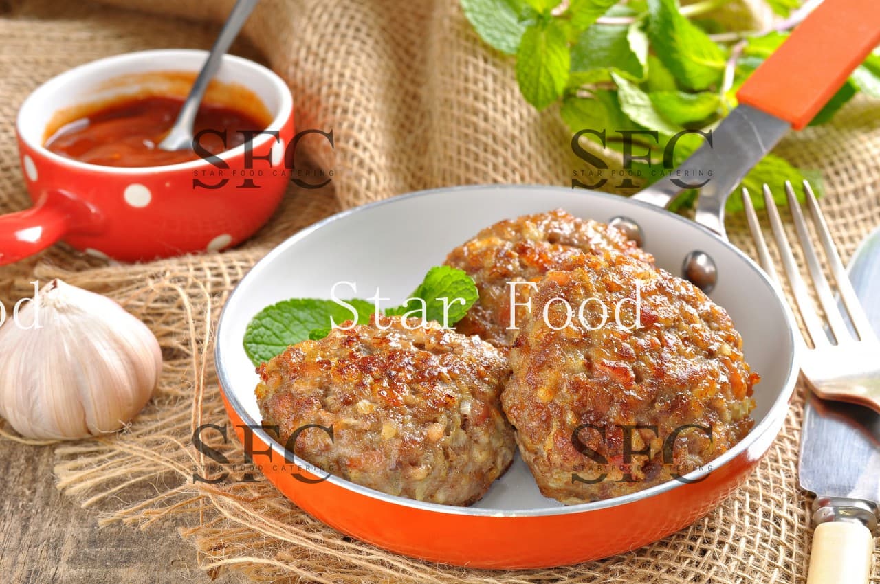 Зраза мясная с яйцом и луком в офис
